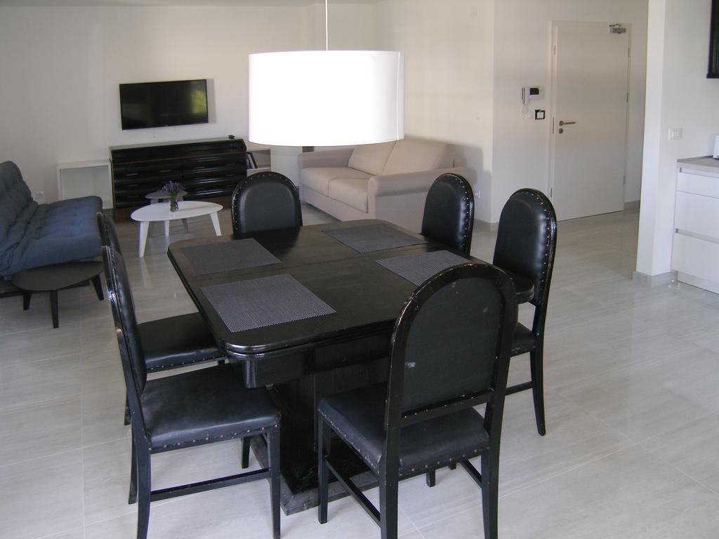 Apartments Mon Amour Dubrovnik Bagian luar foto