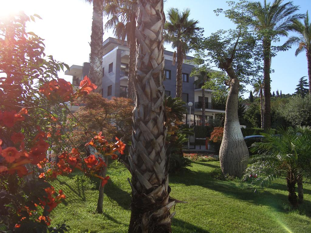 Apartments Mon Amour Dubrovnik Bagian luar foto